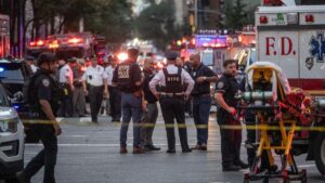 Muere de un disparo una empleada de la limpieza que se equivocó de domicilio en Estados Unidos | elperiodico.com