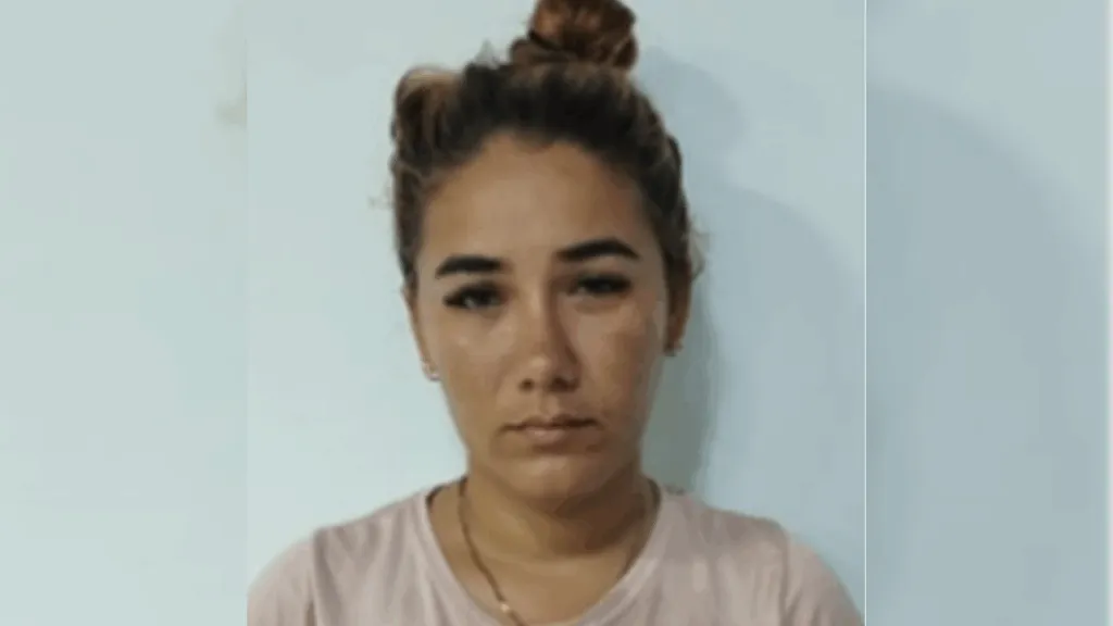Mujer hacía videos porno de sus hijas y los vendía
