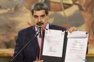 Nicolás Maduro activó los “Comandos para la Defensa”