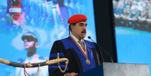 Nicolás Maduro dice que ninguna amenaza podrá tomarlos por sorpresa