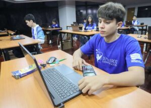 Niños venezolanos ganaron en olimpíada de físicos