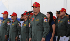 Padrino López acusó a «gobiernos genuflexos» de prestar su territorio para militarizar el Caribe