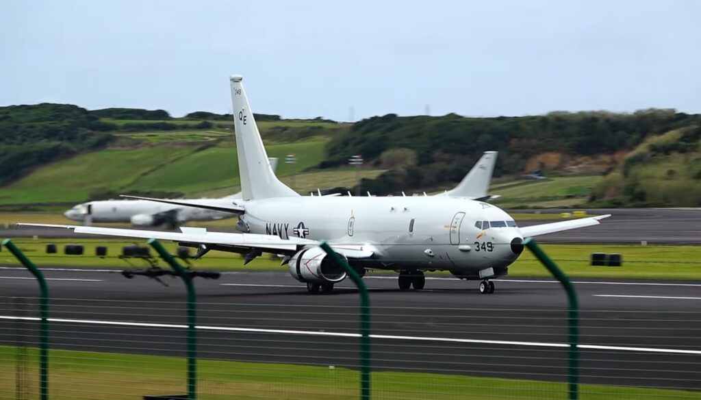 Patrulleros P-8A Poseidon apoyan al portaaviones USS Gerald R. Ford en su ruta al mar Caribe
