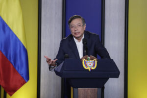 Petro dice a Trump que puede haber colapso climático si EEUU no descarboniza su economía – AlbertoNews