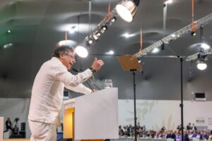 Petro ordenó bombardeo contra disidencias de las Farc en esta región de Colombia
