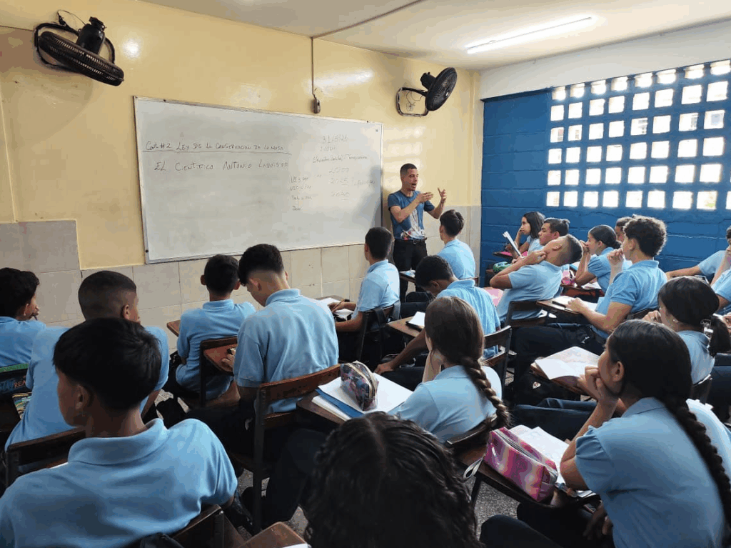 Por tercer año consecutivo realizan Toma Vocacional en 30 liceos