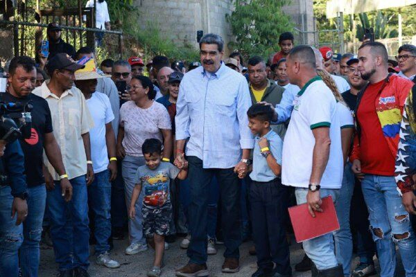 Presidente Maduro lidera jueves de Poder Comunal