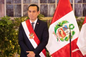 Presidente de Perú confirma que ex primer ministra de Castillo «no podrá viajar» a México – AlbertoNews