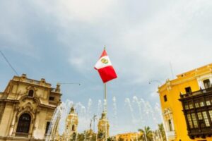 El 28% de los venezolanos en Perú es pobre, pero el 61% cuenta con residencia vigente