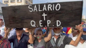 Profesor Lucena: El trabajo en Venezuela se ha desvalorizado