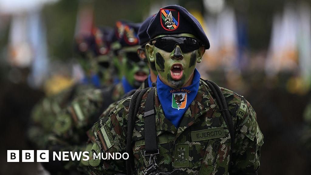 Qué se sabe de los 15 menores muertos en bombardeos del ejército de Colombia y por qué supone un giro radical en el combate contra los grupos armados