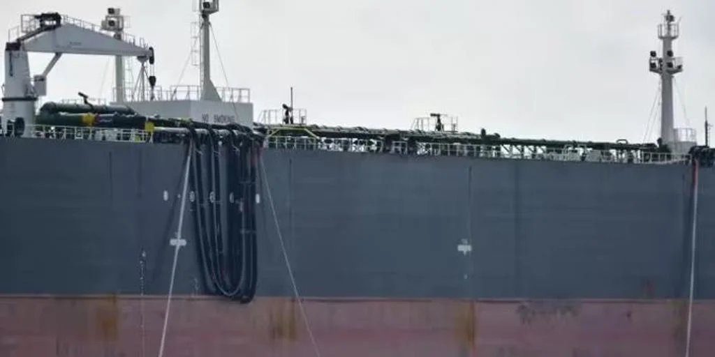 Registradas explosiones en dos petroleros rusos en el mar Negro