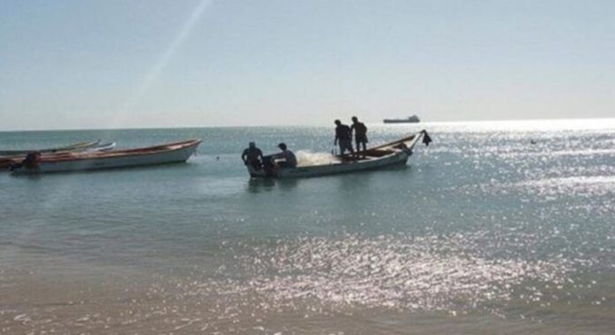 Rescatan sanos y salvos a los tres pescadores desaparecidos