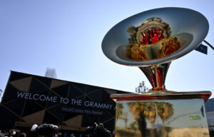 Revelada la lista completa de nominados al Grammy 2026: Consulta quiénes compiten en las categorías principales, incluyendo Canción del Año – AlbertoNews