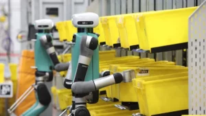 Robots humanoides todavía están lejos de transformar la industria, según Amazon Robotics – AlbertoNews