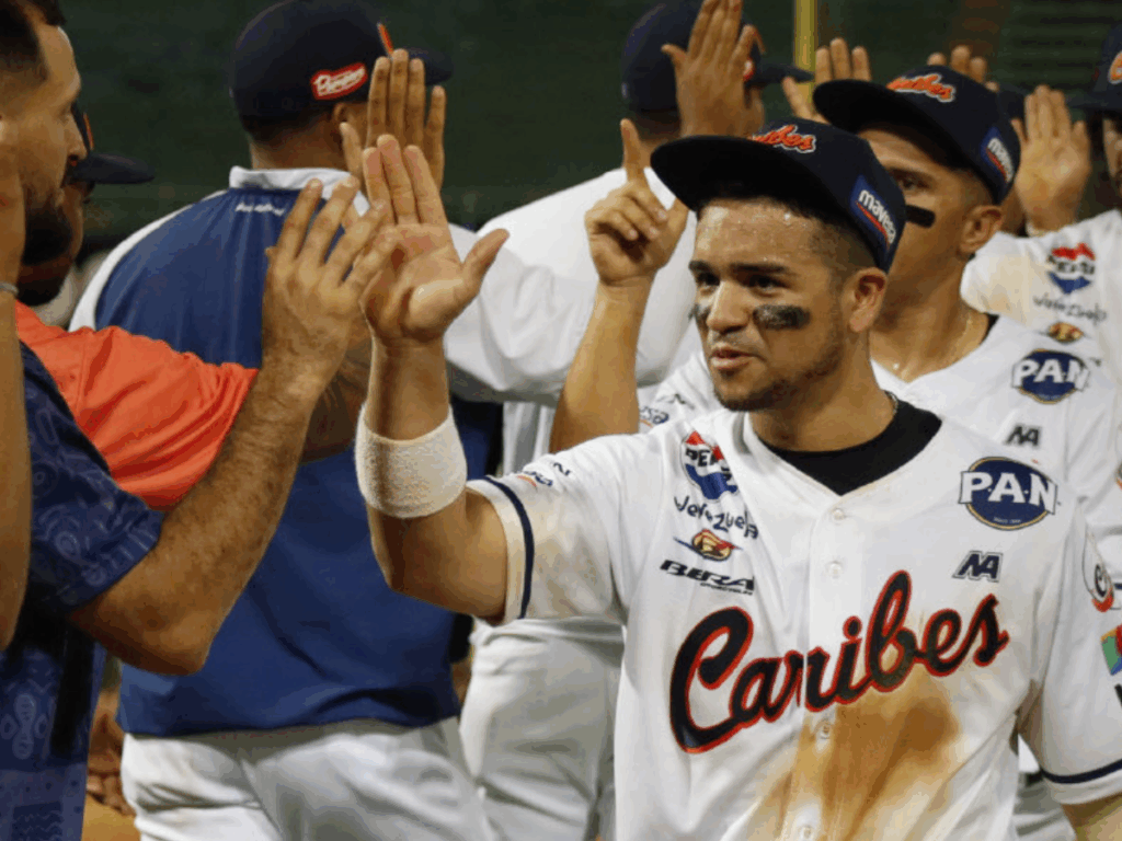 Romer Cuadrado consiguió otro cuadrangular en victoria de Caribes
