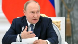 Rusia analiza realizar una prueba nuclear y alerta por una posible nueva carrera armamentista