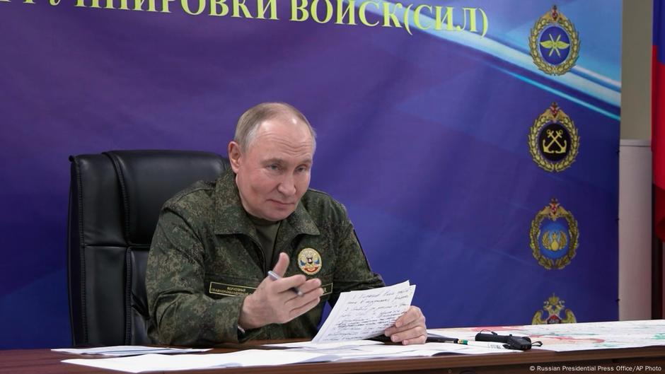 Rusia se plantea retomar los ensayos nucleares – DW – 05/11/2025