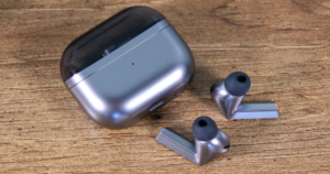 Samsung mueve ficha y rebaja el precio de los Galaxy Buds 3 para desafiar a Sony y Apple