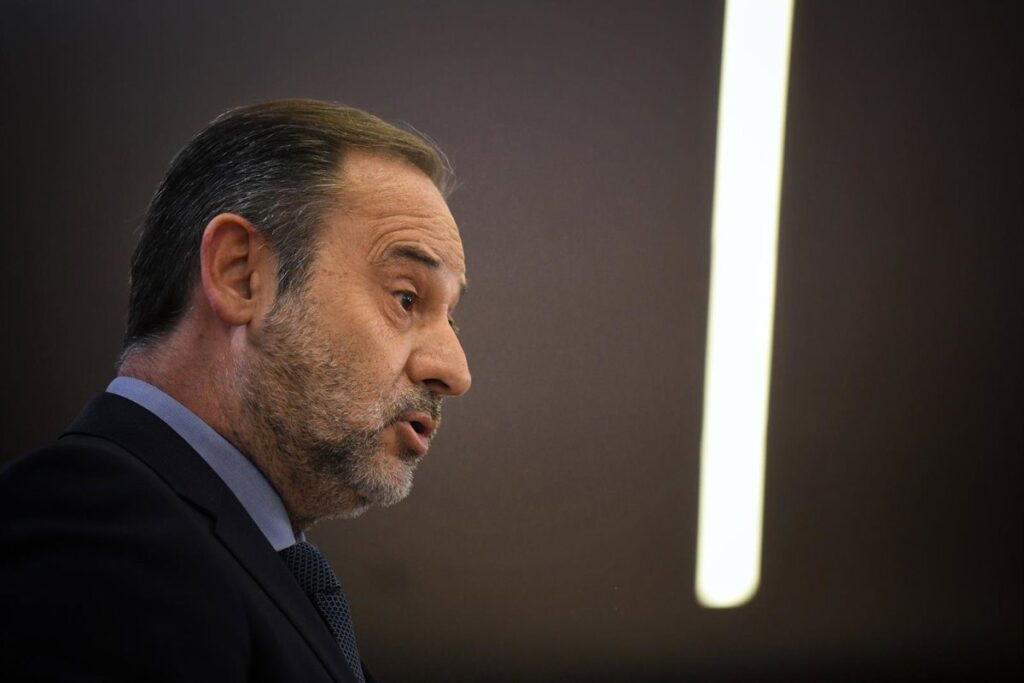 "Se ve abocado a un cadalso"