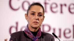 Sheinbaum descarta intervención armada de EE. UU. en México – DW – 04/11/2025