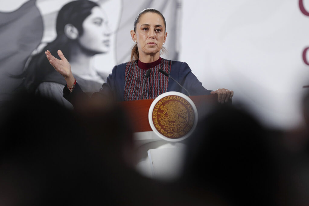  Sheinbaum rechaza cualquier posibilidad de intervención militar de EE.UU.