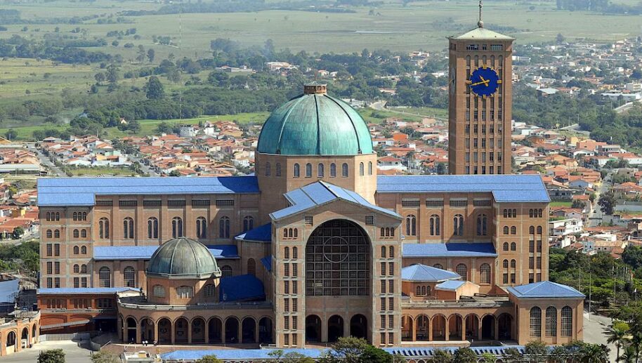Símbolo arquitectónico y de espiritualidad: Así es la iglesia más grande del continente - AlbertoNews