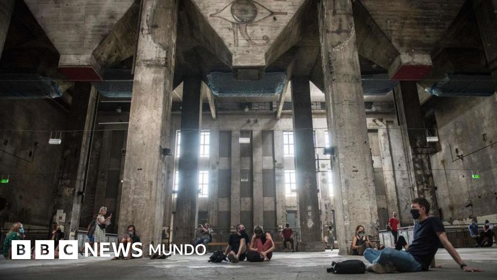 Techno, sexo y contracultura: así es Berghain, el mítico club de Berlín que da nombre al nuevo sencillo de Rosalía