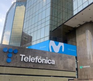 Telefónica se va de Venezuela