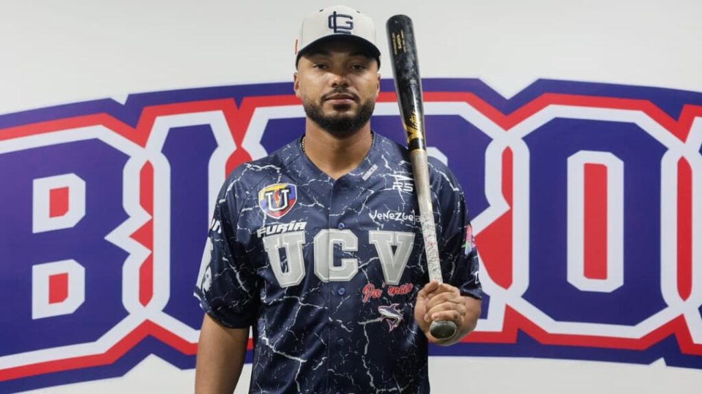 Tiburones estrena uniforme homenajeando a la UCV