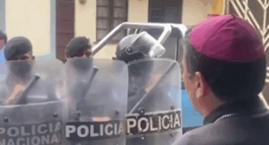 Tres dictaduras contra la Iglesia Católica