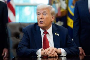 Trump asegura que estaría «orgulloso» de ordenar ataques contra narcotraficantes en suelo mexicano | europapress.es