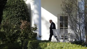Trump avisa que los «cárteles terroristas» atacados no solo son de Venezuela | elperiodico.com