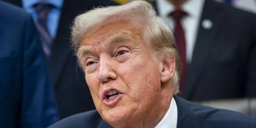 Trump celebra el fin del cierre gubernamental y la victoria sobre los demócratas