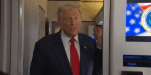 Trump niega ataque militar en Venezuela tras informes explosivos