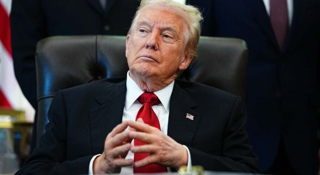 Trump propone transferir directamente a los estadounidenses las subvenciones que reciben las aseguradoras