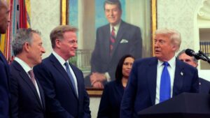 Trump quiere que el nuevo estadio de la NFL en Washington lleve su nombre, según ESPN – AlbertoNews