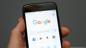UE investigará si Google discrimina a medios de comunicación – DW – 13/11/2025