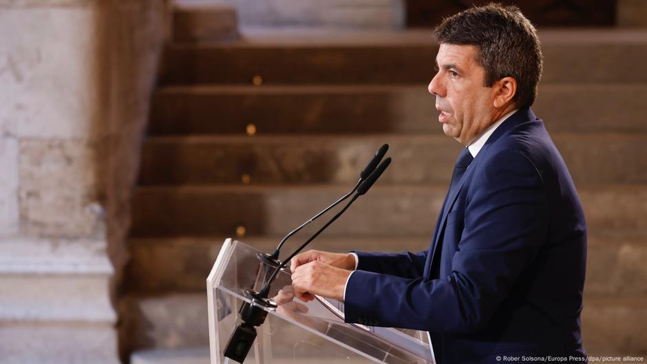 Un año después de la DANA, renuncia presidente de Valencia – DW – 03/11/2025