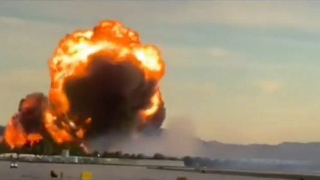 Un avión de carga rumbo a Hawaii se estrelló al despegar y dejó 9 muertos
