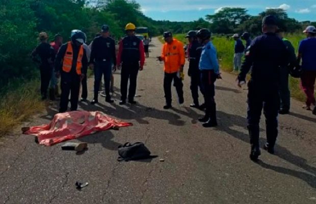 Una colisión en el estado Falcón dejó un motorizado muerto y otro más herido