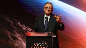 VIGO GLOBAL SUMMIT 2025 | Durão Barroso: «Europa necesita de crisis para avanzar» | elperiodico.com