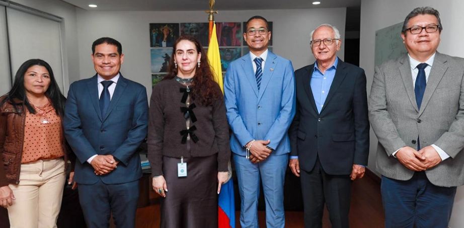 Venezuela y Colombia fortalecen políticas de salud