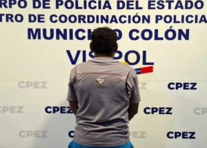Violó y embarazó a sus dos hijastras adolescentes