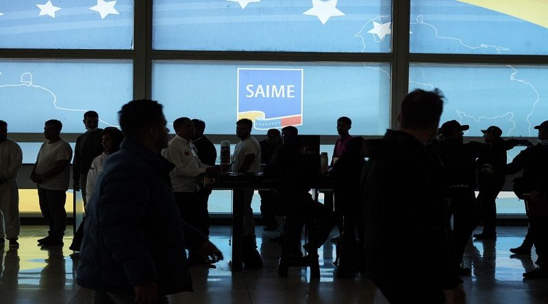 Vuelta a la Patria facilita regreso de venezolanos tras suspensión del TPS