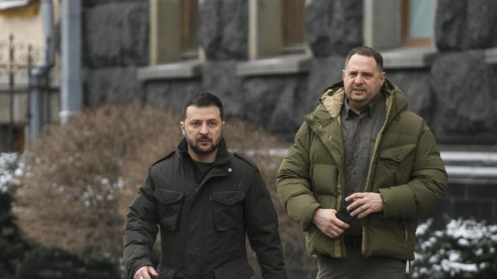 Zelenski prescinde de Yermak para no comprometer a Ucrania en las negociaciones - AlbertoNews