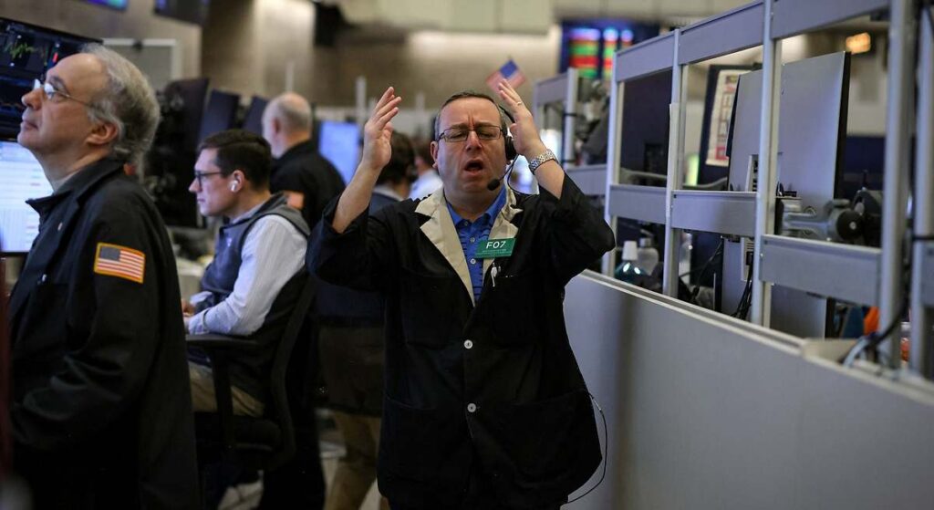 el Nasdaq se hunde más de un 2%