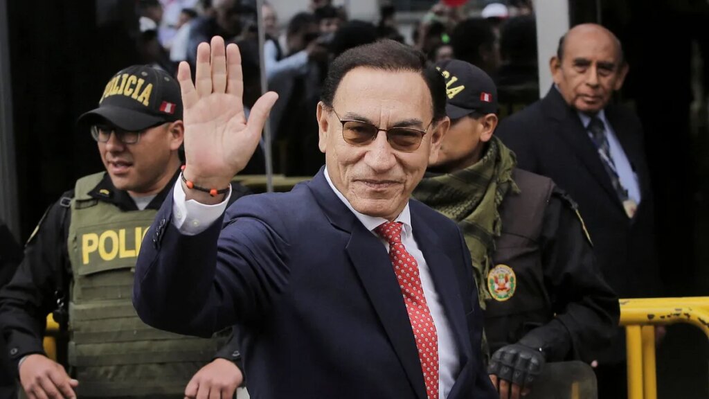 el expresidente Martín Vizcarra fue condenado a 14 años de prisión por sobornos