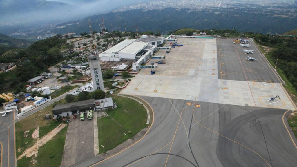 reportan vuelos cancelados en Santander y Antioquia