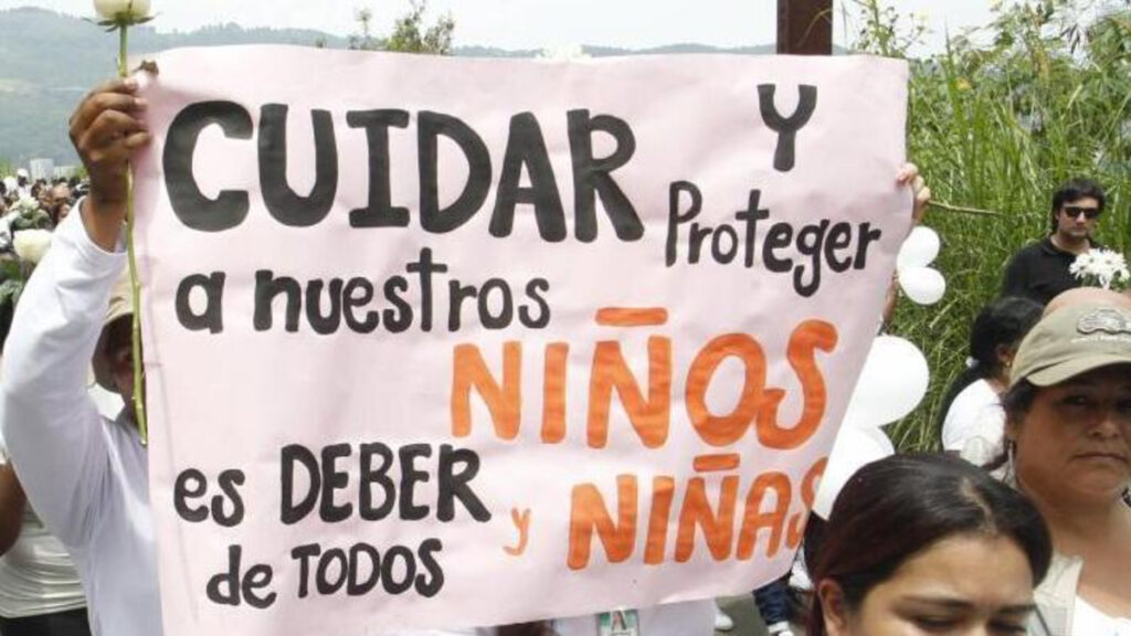 ¿Cómo están dos niños quienes, al parecer, vivían encadenados en Medellín? Van 260 menores en abandono este año, en Valle de Aburrá